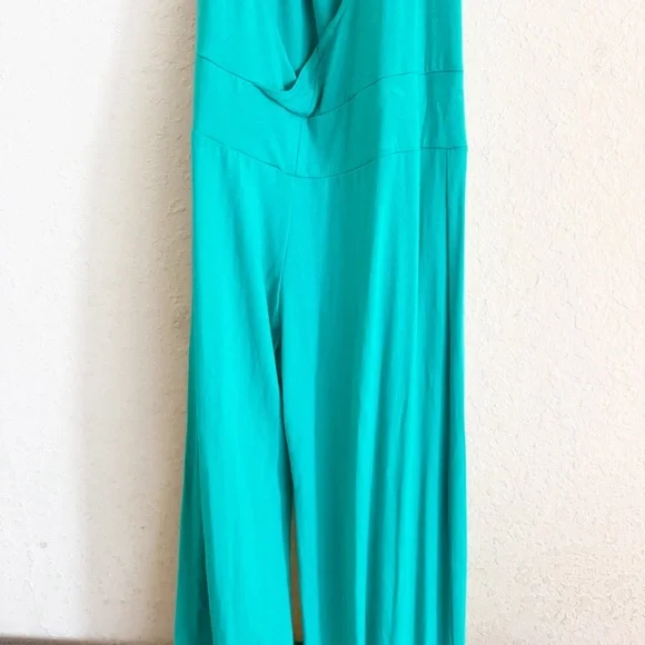 Aria Lattner Sea Foam Jumpuit One Size - Picture 8 of 8